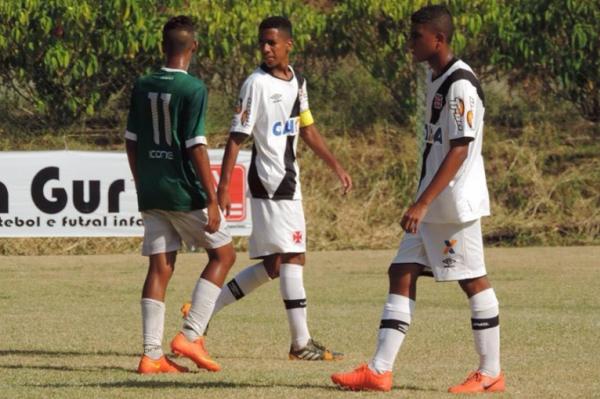 Miranda (capito) e Mateus Lus