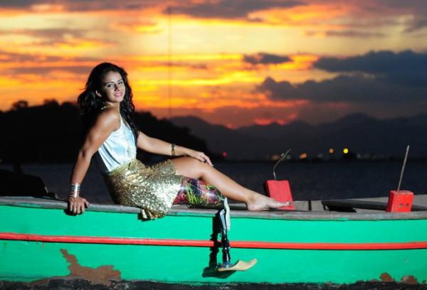 Nadadora tambm mostra desenvoltura em ensaio