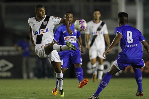 Matheus Santana  um dos titulares da equipe sub-20