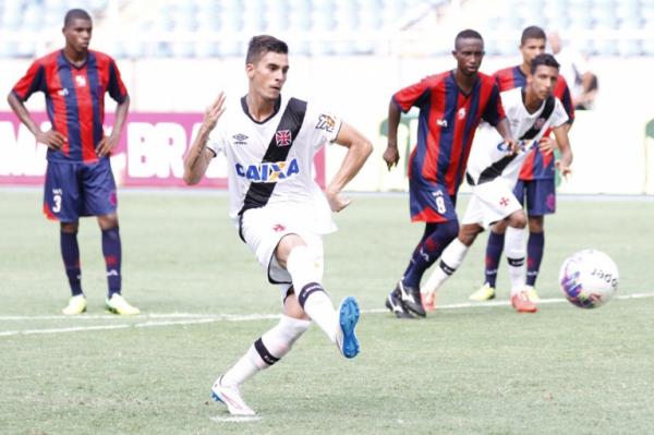 Bruno Cosendey marcou dois gols no Engenho