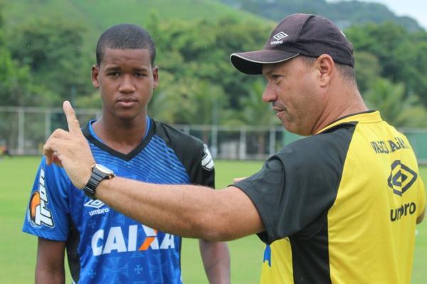 Alan Cardoso e Marcus Alexandre em um dos ltimos treinos antes da estreia
