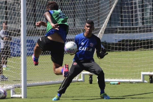 Yuri Duarte durante treinamento do profissional na Colina