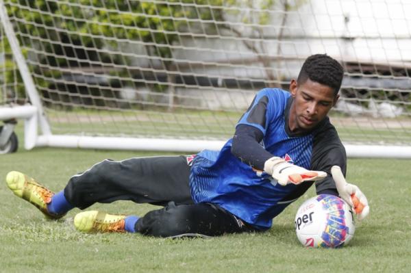 Titular do juvenil, Joo Pedro aprovou experincia