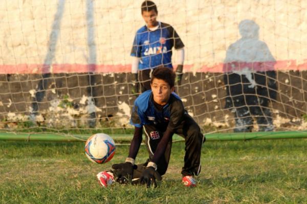 Hugo Moraes durante treinamento no So Cristvo