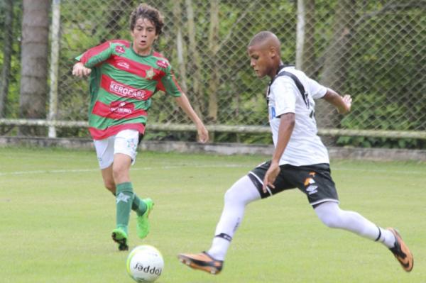 Joo Pedro voltou a se destacar contra a Portuguesa