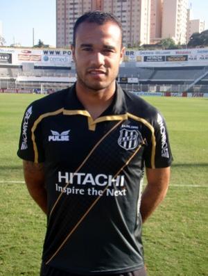 Camisa 3 da Ponte Preta, lanada em 2012