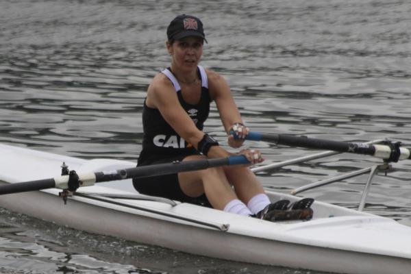 ngela Pinto conquistou trs ouro neste domingo