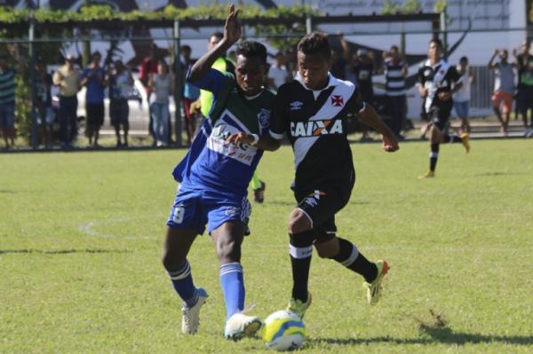 Rafinha voltou a se destacar com a camisa vascana