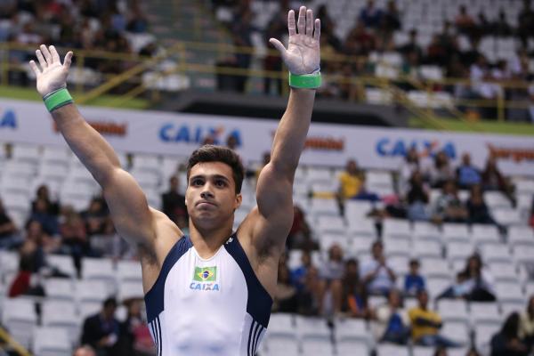 Petrix Barbosa negocia para defender Vasco