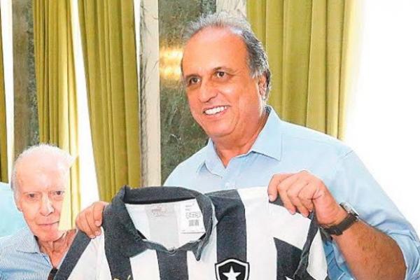 Pezo  torcedor do Glorioso