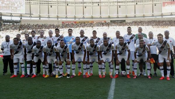 Time do Vasco campeo estadual 2015. Em p: Julio dos Santos, Martn Silva, Rodrigo, Lucas, Guiaz, Luan e Jordi. Agachados: Marcinho, Thalles, Yago, Anderson Salles, Bernardo, Serginho, Christianno, Madson, Gilberto, Rafael Silva e Dagoberto.