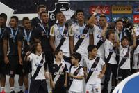 Jogadores comemoram o titulo