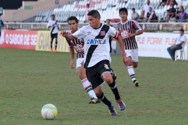 Paulinho marcou o gol da vitria vascana