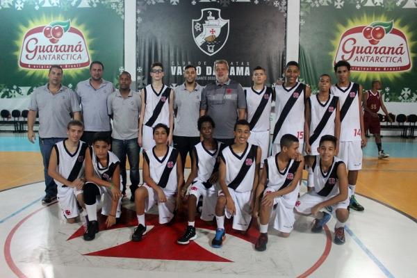 Sub-14 vence sua terceira partida e mantm invencibilidade