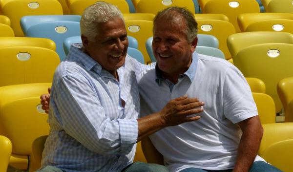 Roberto DInamite e Zico podero comandar times retr em clssico que ser realizado na Arena da Amaznia