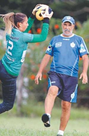 Em ao pelo time do Foz Cataratas