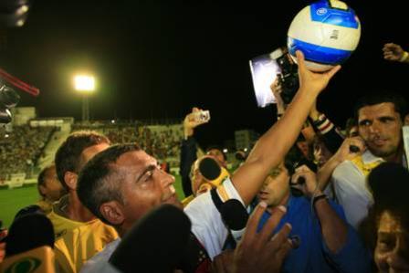 Romrio fez o milsimo gol h oito anos