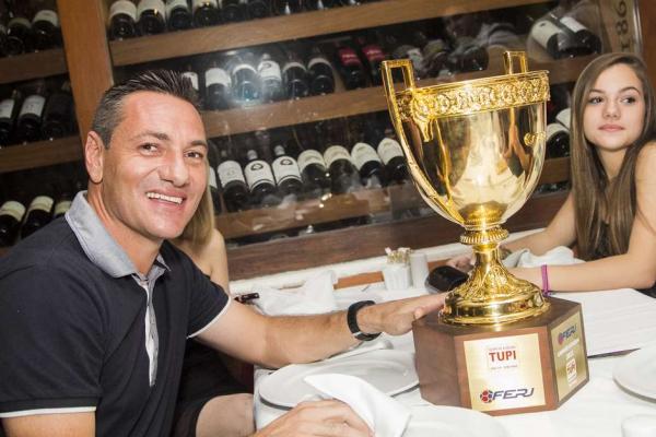 Doriva: o nico tcnico campeo paulista e carioca em anos consecutivos