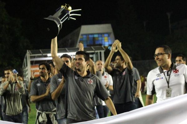 Campees do Futebol 7 deram volta olmpica em So Janurio