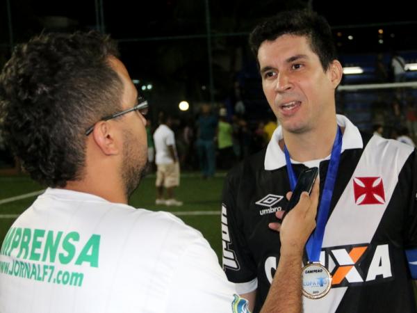 Magro comandou o Vasco nos dois ttulos de 2015