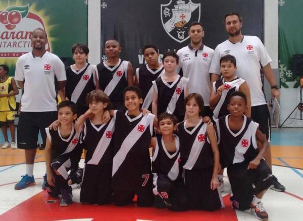 Sub-12 venceu por 37 a 31