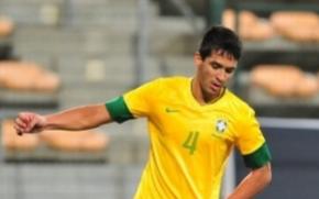Luan vestiu a camisa da Sub-20 em 2012