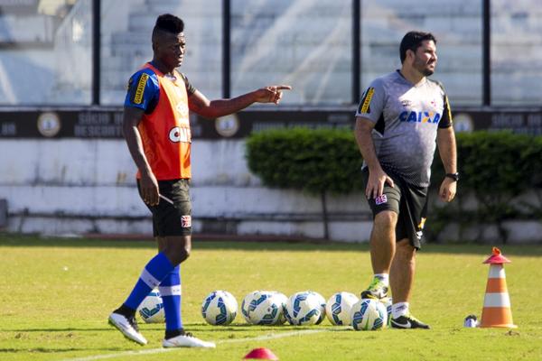 Riascos participou de treino tcnico nesta manh