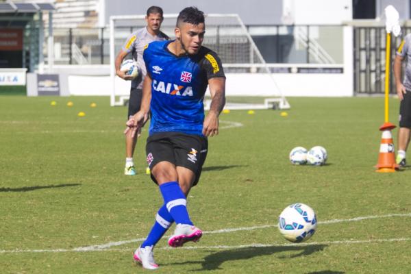 Mosquito em ao no treinamento desta manh