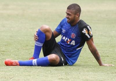 Christiano est emprestado pelo Bangu ao Vasco at o fim deste ano. Clube italiano tem interesse