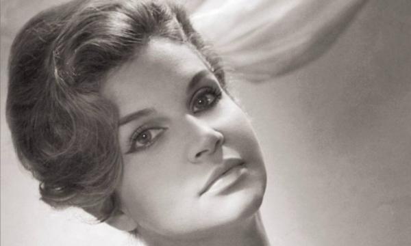 Beleza da atriz chamava a ateno