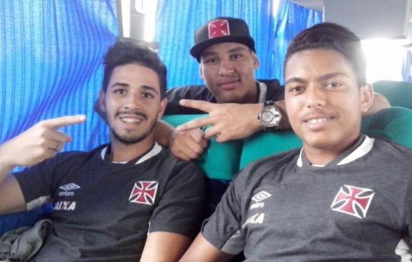 Sub-20 embarcou nesta tera-feira para Sete Lagoas