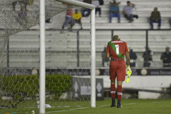 Jordi foi expulso contra a Ponte Preta e no voltou mais ao time titular do Vasco