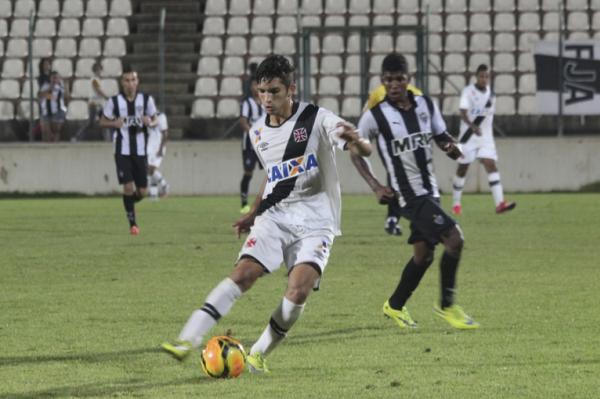 Andrey tambm balanou as redes na Arena do Jacar