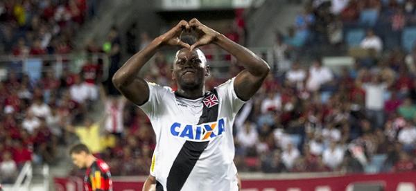 Riascos comemora gol que deu primeira vitria ao Vasco no Brasileiro