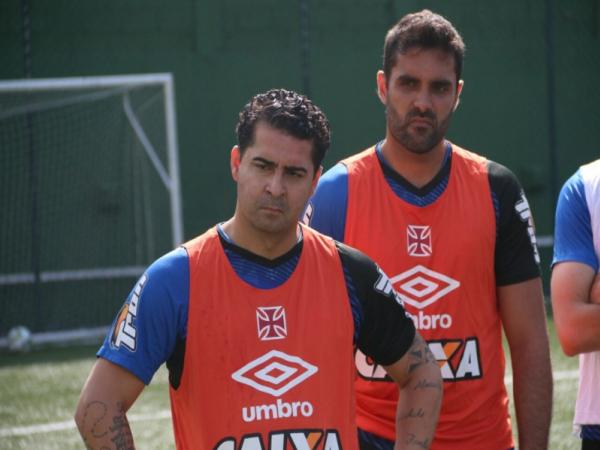 Helcinho destacou a felicidade ao atuar com o piv Vander Carioca