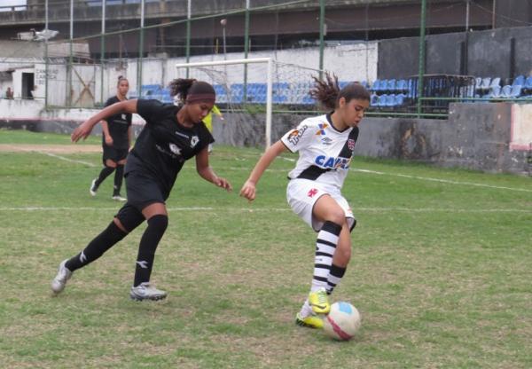 Thayane marcou o gol da vitria cruzmaltina