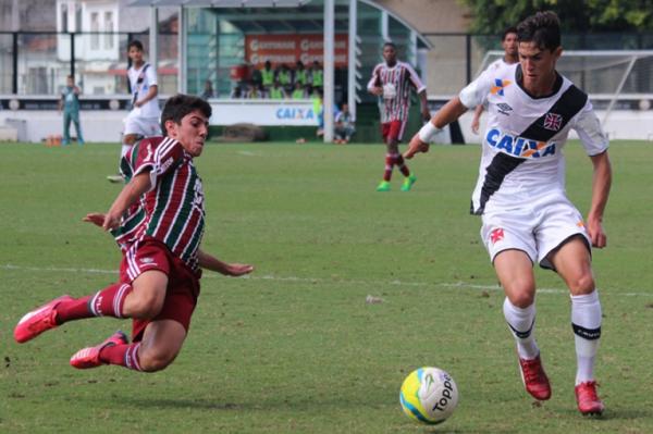 Mateus Vital retorna ao sub-20 aps ttulo com o sub-17