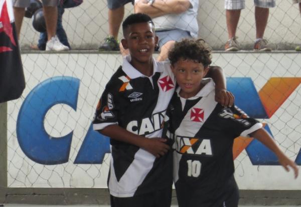 Sub-9 faz a final contra o Fluminense