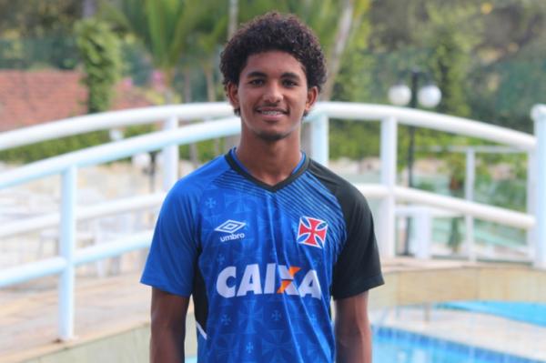 Douglas  um dos destaques do sub-17 na temporada