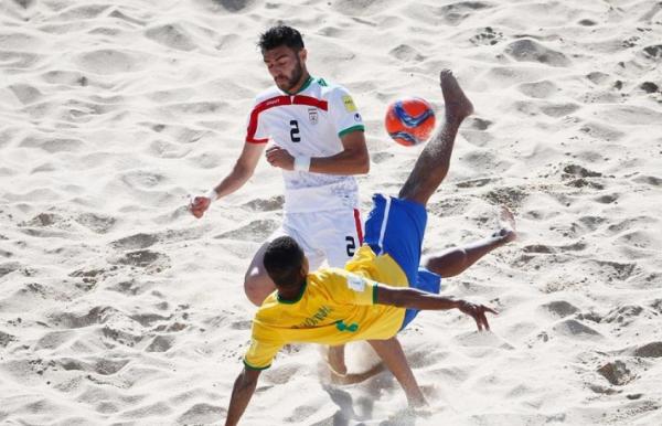 Bokinha marcou um belo gol na vitria brasileira sobre o Ir