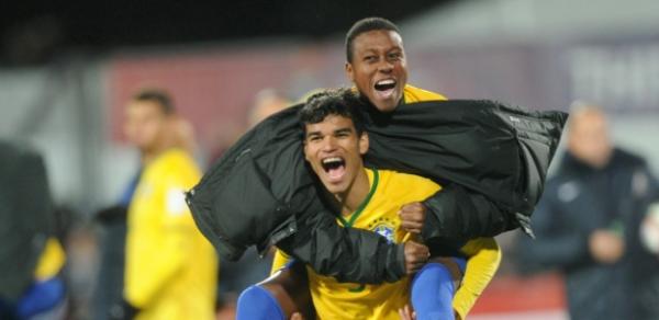 Danilo (abaixo) est prestes a ter contratao confirmada pelo Valencia