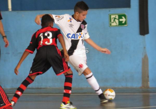 Agner foi um dos destaques do Vasco no campeonato