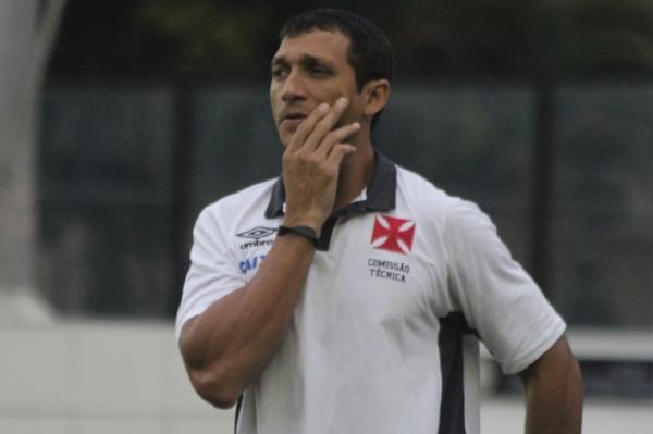 Rodney Gonalves durante o clssico deste sbado