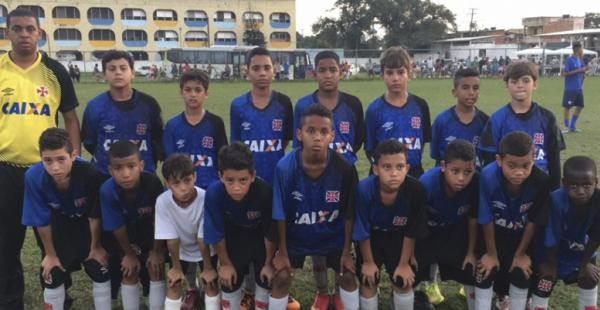 Equipe sub-11 do Gigante da Colina