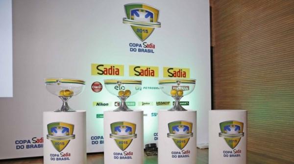 J est tudo pronto para o sorteio