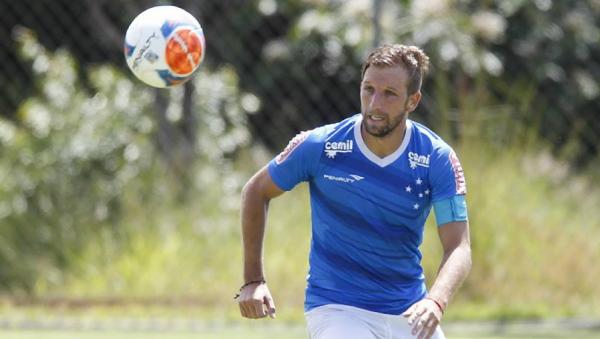 Meio-campista Felipe Seymour deve transferir-se ao Vasco tentando voltar a ter sequncia de jogos