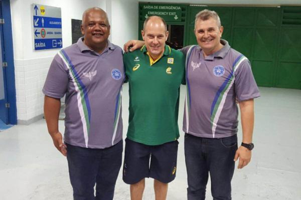 Carlos Alberto (auxiliar), Morten Soubak (t�cnico da Sele��o Brasileira) e Rui Sanches (t�cnico do Vasco)