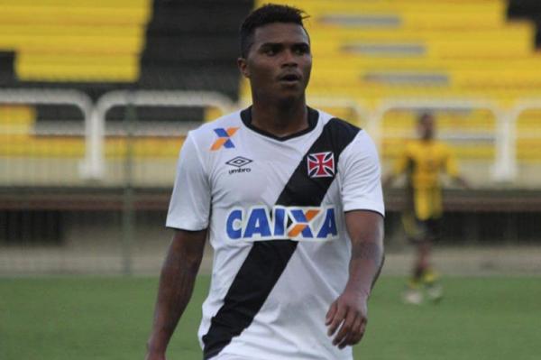 Carioca marcou gol e deu assistncia contra o Barra Mansa