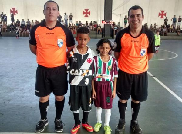 Joo Victor marcou duas vezes na vitria do sub-09 na Srie Prata