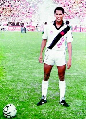 Vivinho atuou pelo Vasco